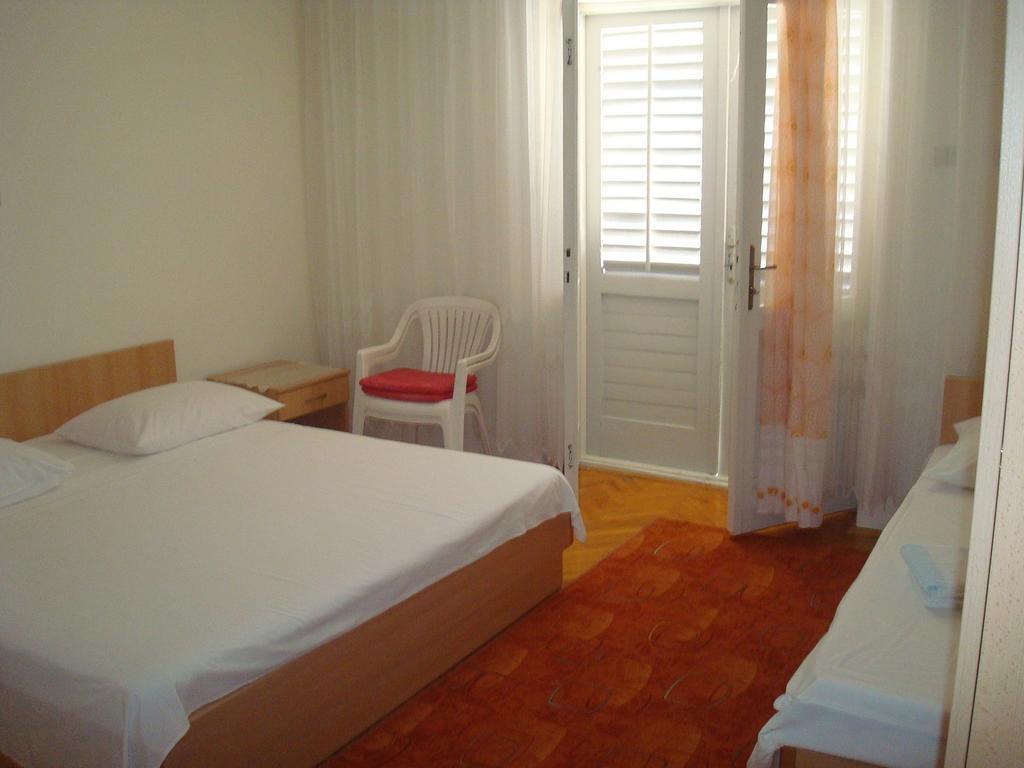 Guest House Milic Makarska Quarto foto